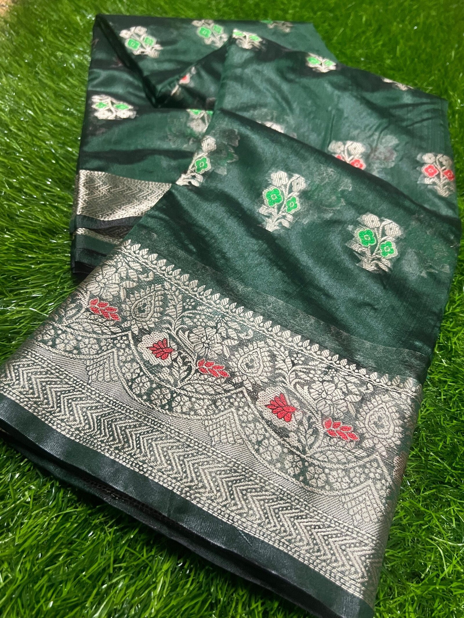 Orgenza Saree - Image 19