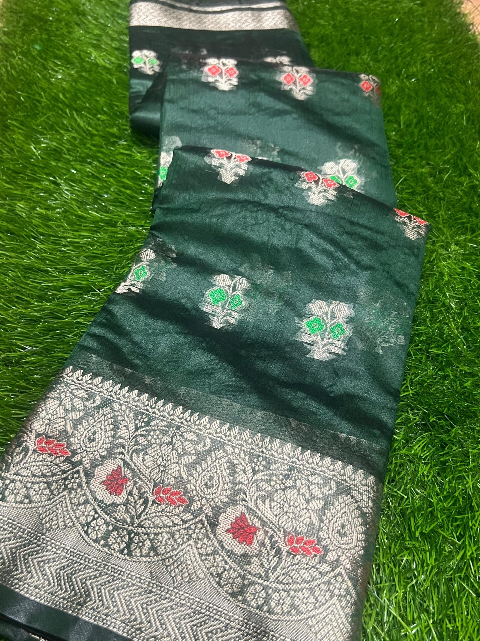 Orgenza Saree - Image 20
