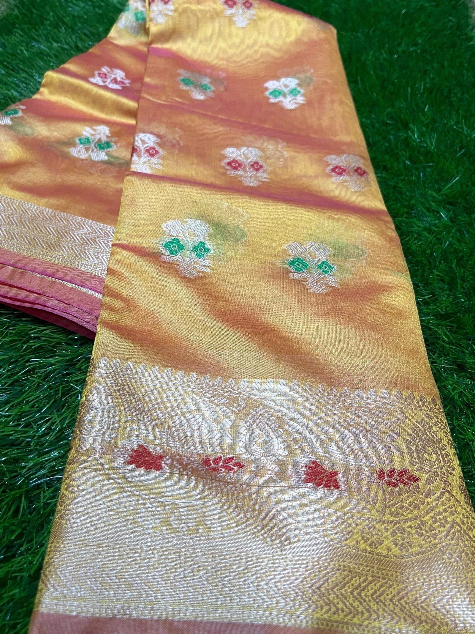 Orgenza Saree - Image 14