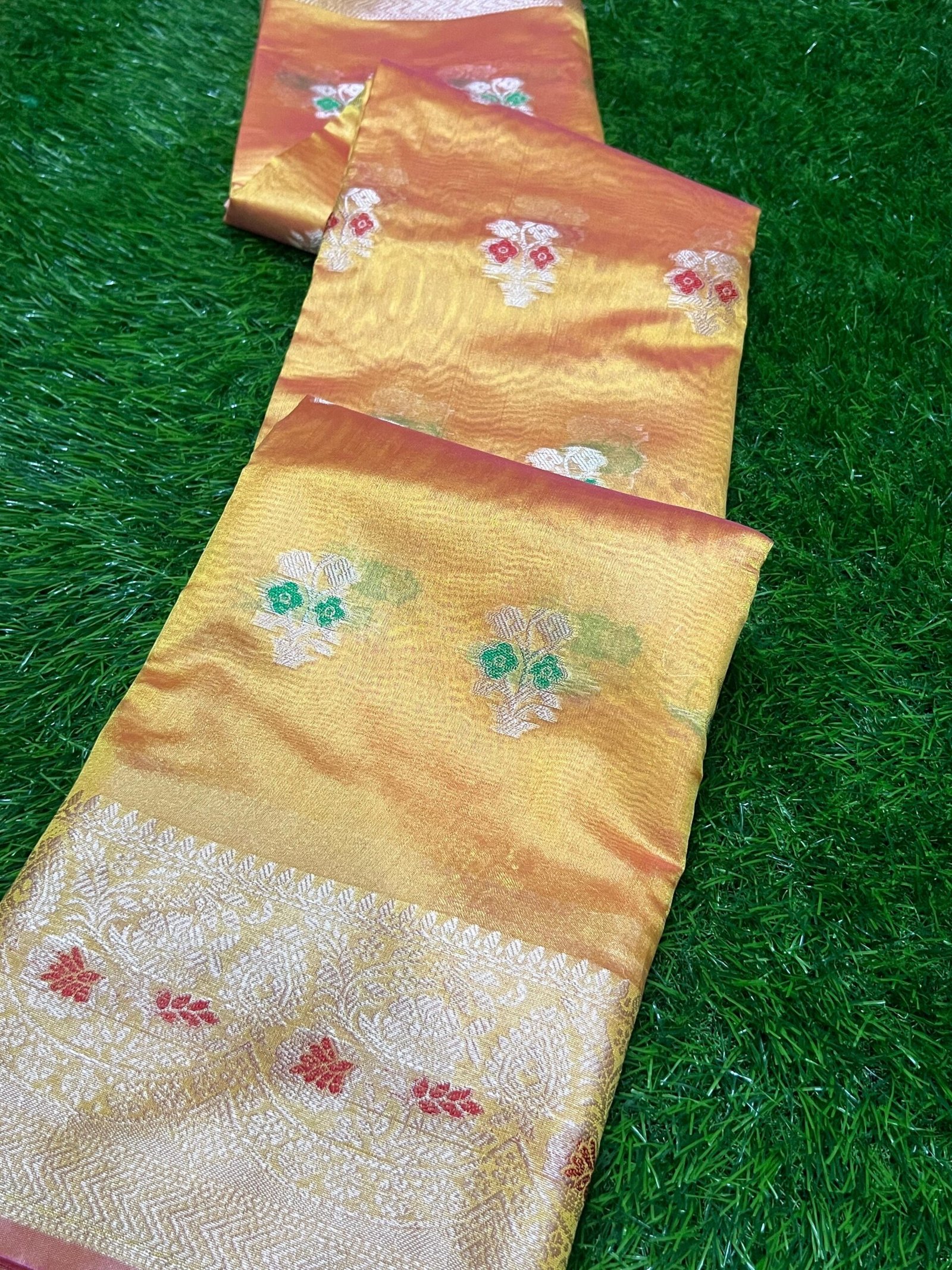 Orgenza Saree - Image 17